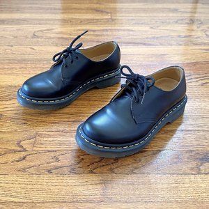 Dr. Martens 1461 W smooth leather oxford shoes, sz 4 UK/ 6 US
